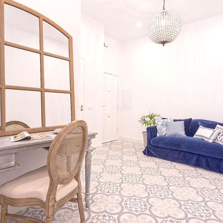 Genteel Home Marin Garcia มาลากา ภายนอก รูปภาพ