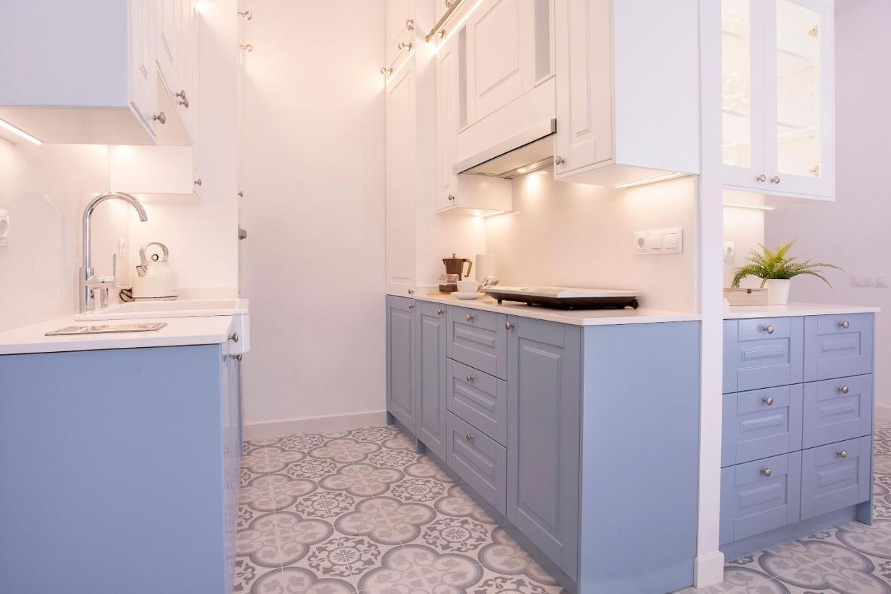Genteel Home Marin Garcia มาลากา ภายนอก รูปภาพ