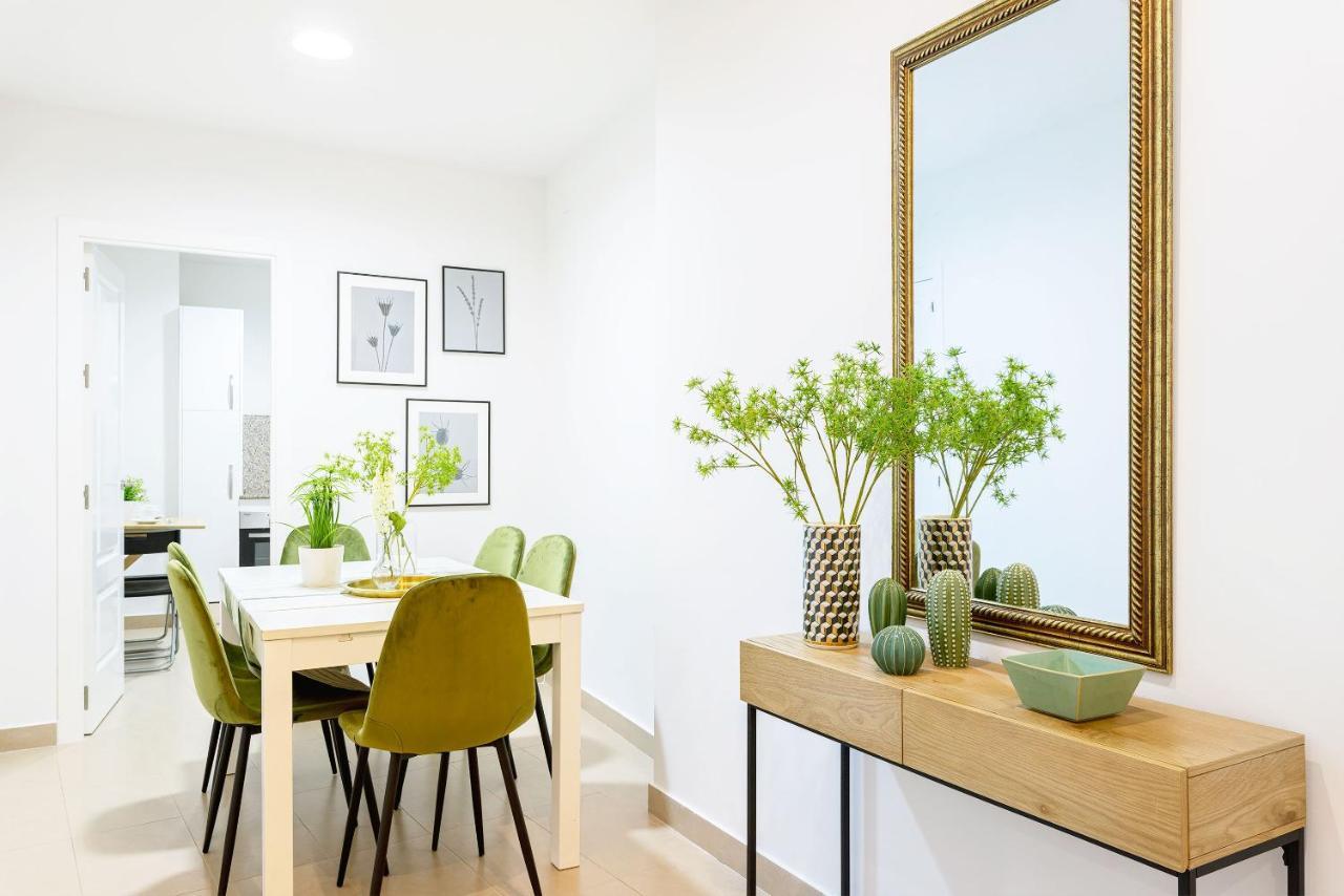 Genteel Home Marin Garcia มาลากา ภายนอก รูปภาพ