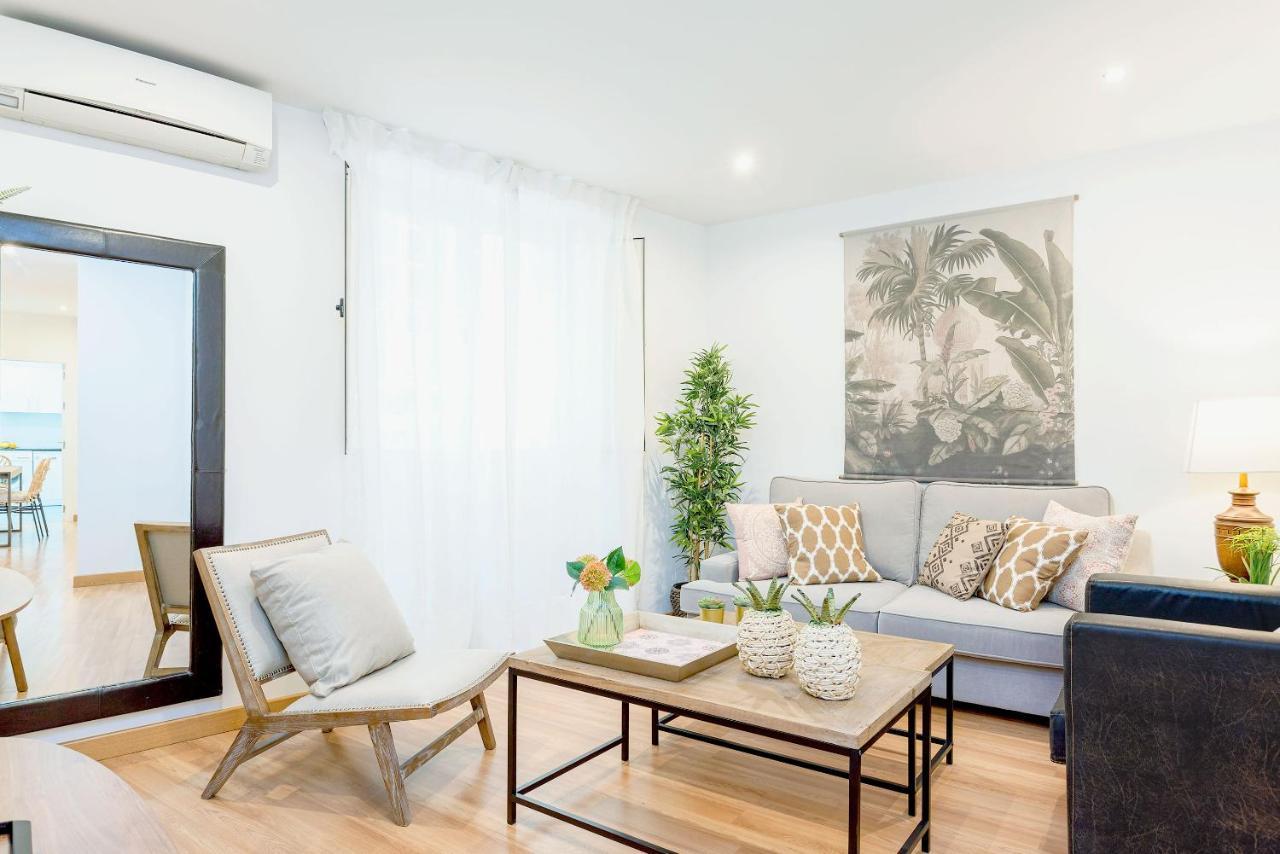 Genteel Home Marin Garcia มาลากา ภายนอก รูปภาพ