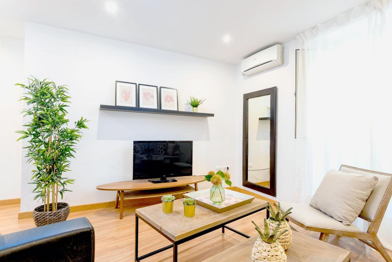 Genteel Home Marin Garcia มาลากา ภายนอก รูปภาพ