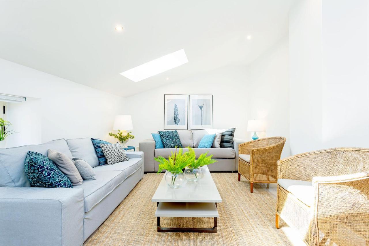 Genteel Home Marin Garcia มาลากา ภายนอก รูปภาพ