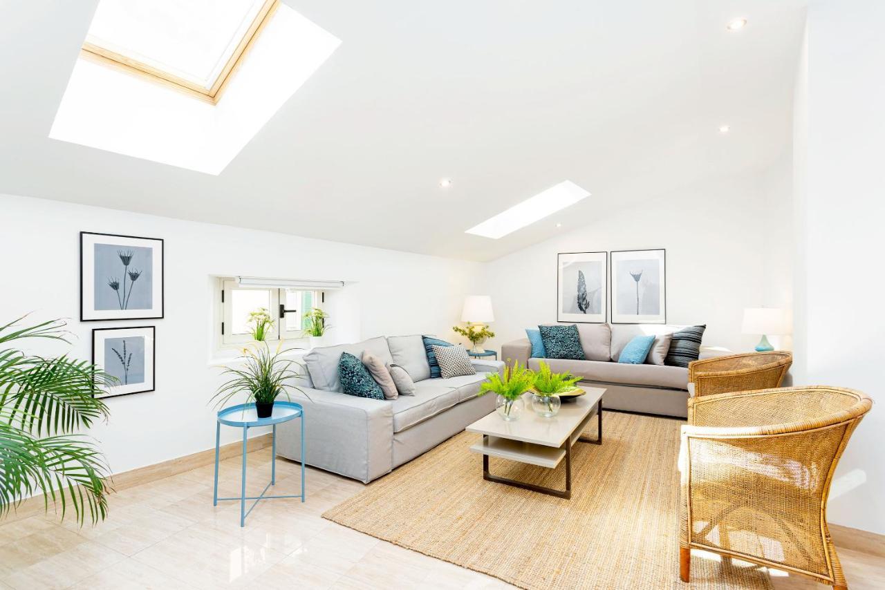 Genteel Home Marin Garcia มาลากา ภายนอก รูปภาพ